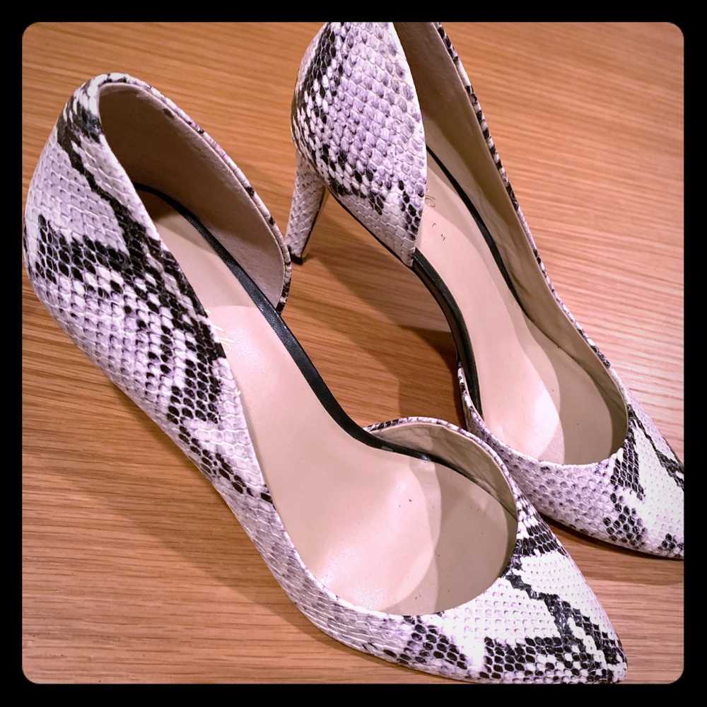 Snake Print Pumps